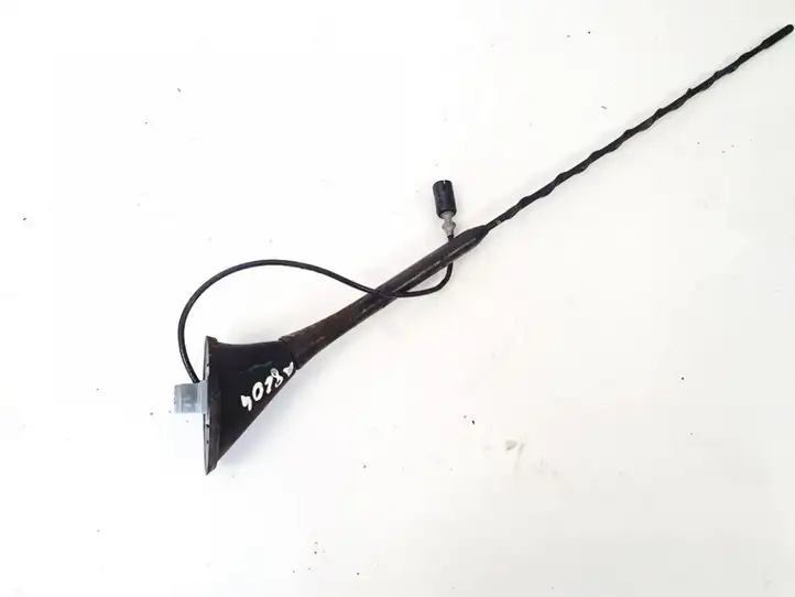 Seat Ibiza III (6L) (2002 - 2008)   GPS антенна