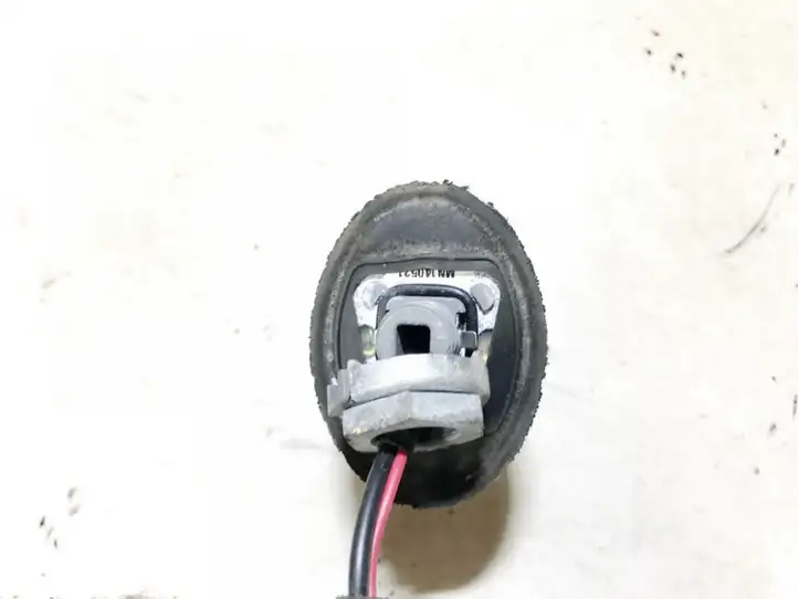 Mitsubishi Colt (2004 - 2008) GPS антенна — фото 3