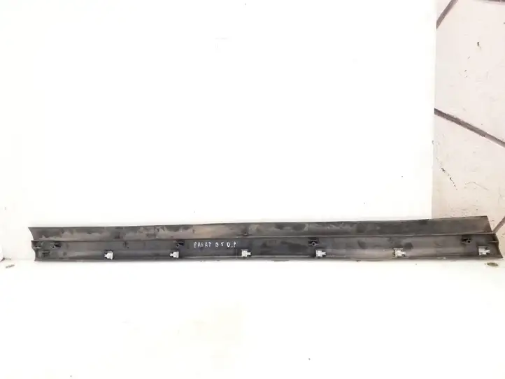 Volkswagen PASSAT B5.5 (2001 - 2005) 3B0854940B Наружная отделка переднего порога — фото 2