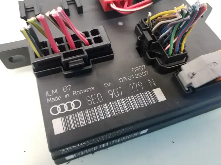 Audi A4 S4 B7 8E 8H (2004 - 2009) 8E0907279N Модуль комфорта — фото 3