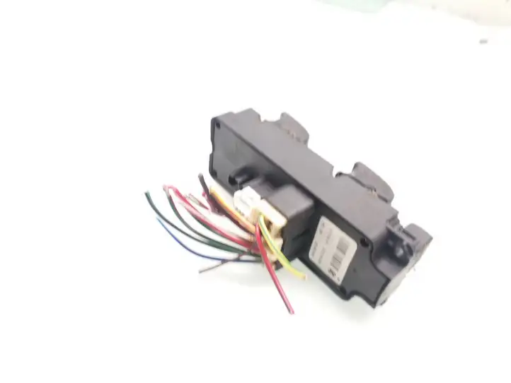 Mazda 5 (2005 - 2010) 05074535 Кнопка стеклоподъемников — фото 2