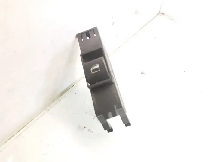 BMW 3 E46 (1998 - 2005) 6902176 Кнопка стеклоподъемников — фото 1