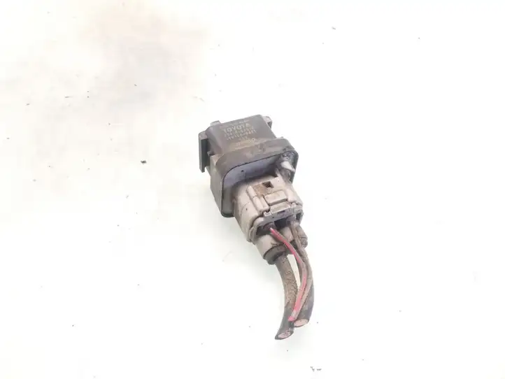 Toyota Avensis T250 (2003 - 2006) Реле накала свечей — фото 1
