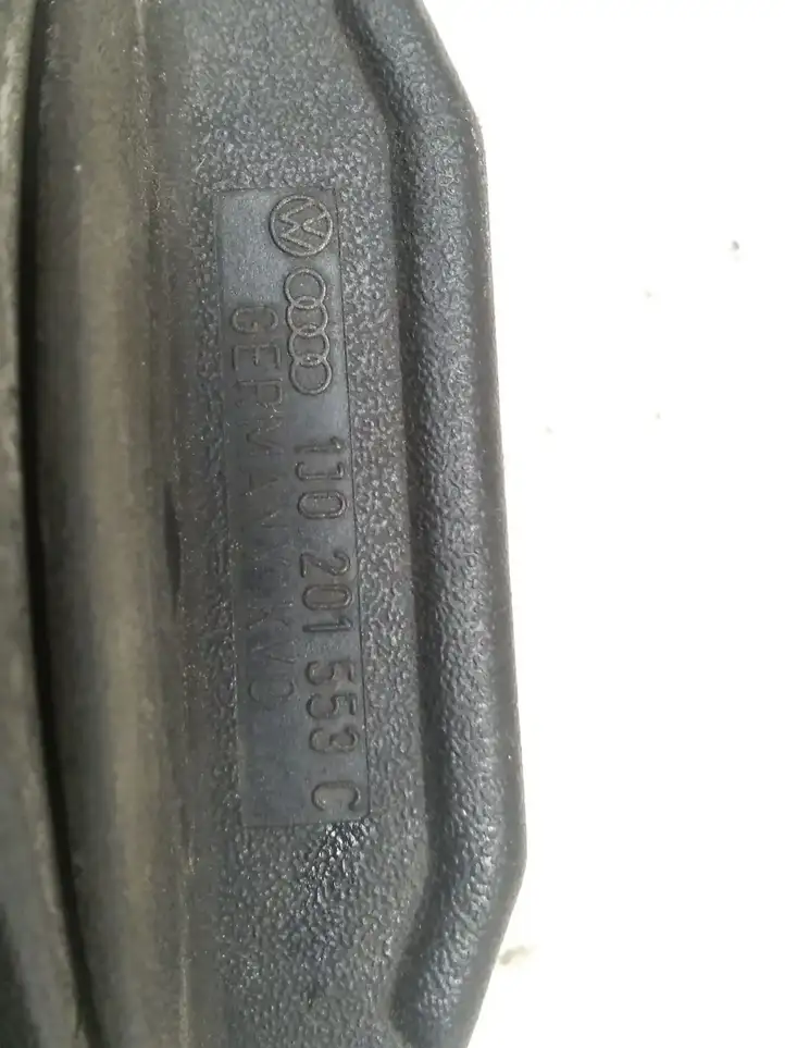Volkswagen PASSAT B5.5 (2001 - 2005) 1J0201553C Крышка топливного бака — фото 3