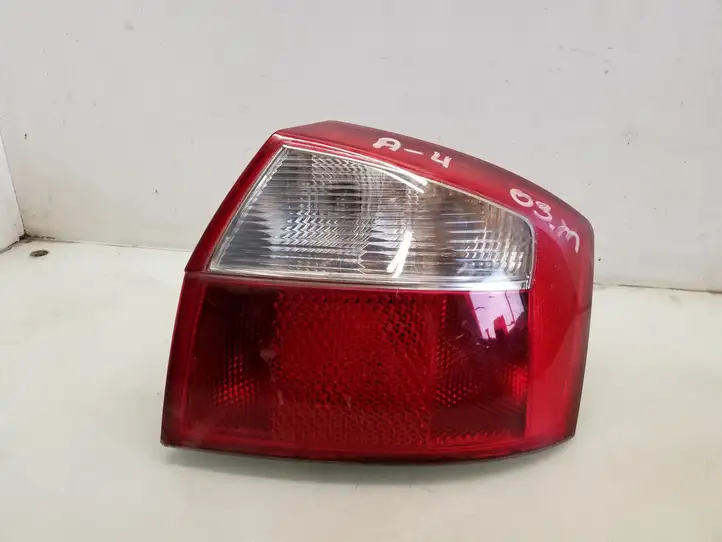 Audi A4 S4 B6 8E 8H (2000 - 2006) 8E0945096A Задний фонарь в кузове — фото 1