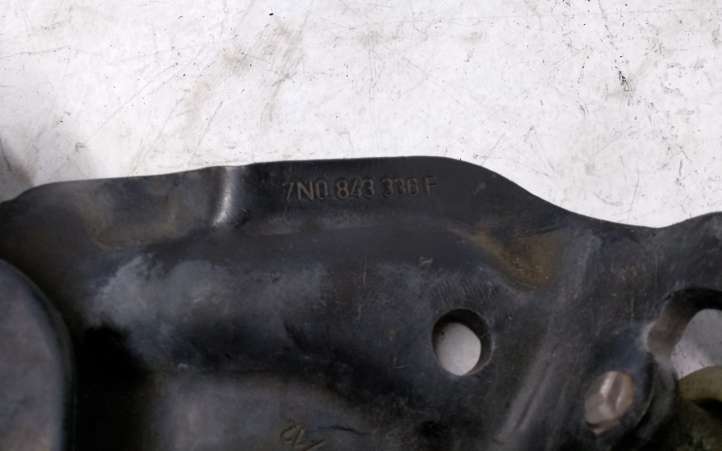 Volkswagen Sharan (2010 - 2015)  7N0843336F Средняя направляющая ролика / средний шарнир