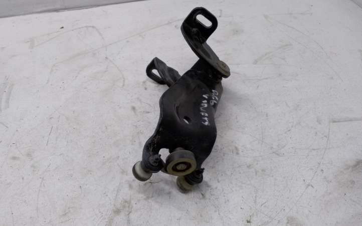 Volkswagen Sharan (2010 - 2015)  7N0843336F Средняя направляющая ролика / средний шарнир