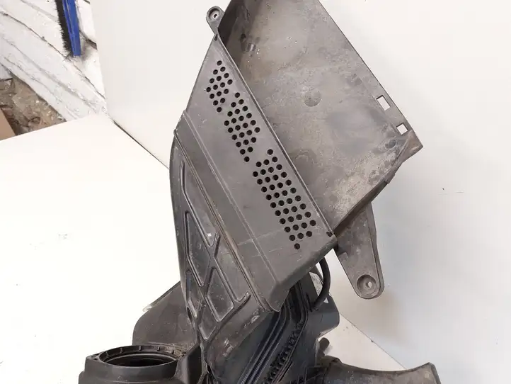 Audi A5 8T 8F (2011 - 2016) 8K0133837BF Корпус воздушного фильтра — фото 5