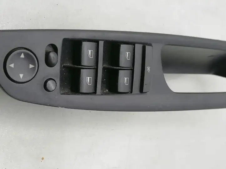 BMW X5 E70 (2006 - 2013) 9218044 Блок кнопок стеклоподъемников — фото 1