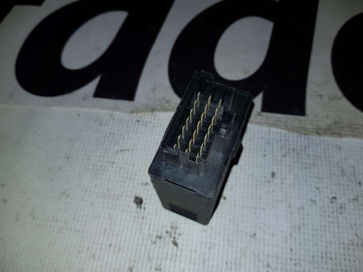 Mercedes-Benz Vito Viano W638 (1996 - 2003)  A0165452632 Реле фонарей