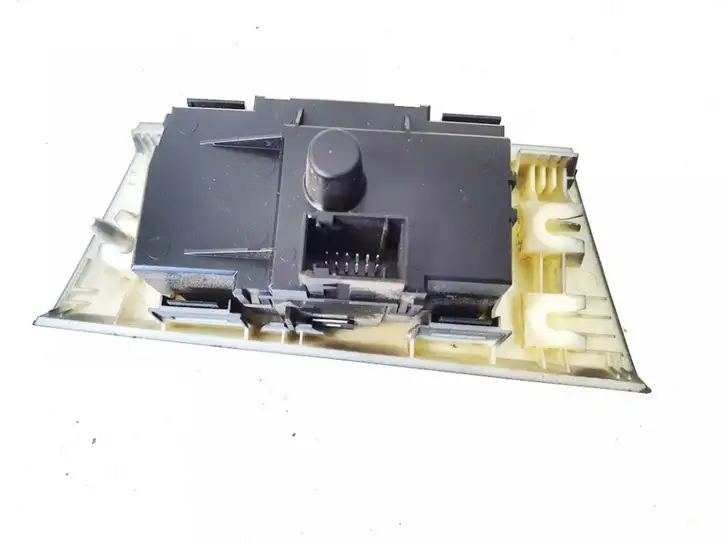 BMW 3 E90 E91 (2005 - 2012) 693279403 Включатель фонарей — фото 3