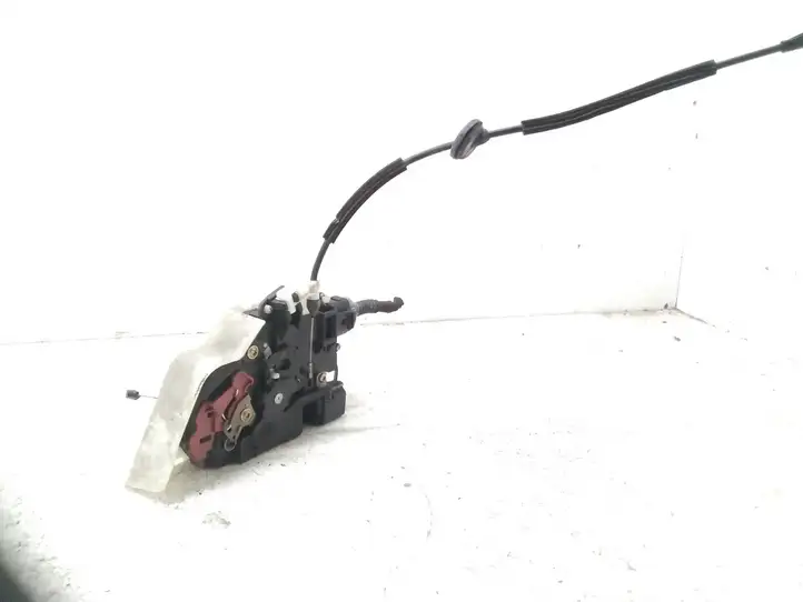 Volkswagen Phaeton (2002 - 2008) Замок задней двери — фото 3