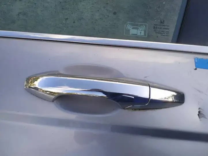 Honda CR-V (2006 - 2009) Наружная ручка пиредней двери — фото 1