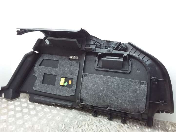 Audi A4 (2007 - 2011)  8K9863879 Нижний отделочный щит бока багажника