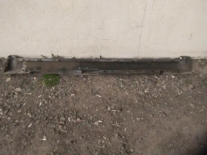Volvo V50 (2004 - 2008) Наружная отделка переднего порога — фото 3