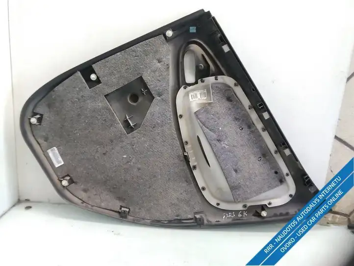 Toyota Yaris (2003 - 2005) Обшивка передней двери — фото 11