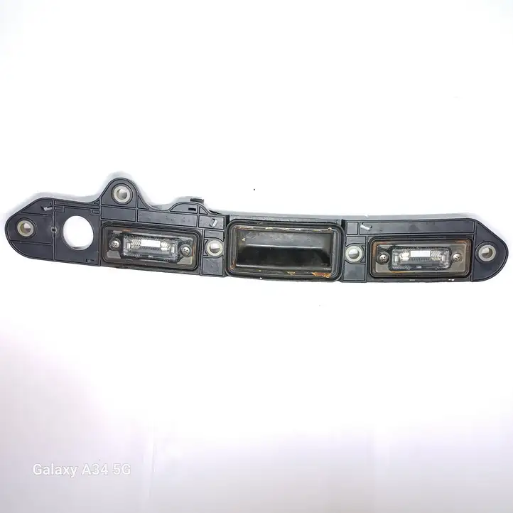 Volkswagen Touran I (2003 - 2010) 1T0827574C Ручка крышки багажника — фото 1