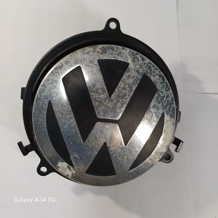 Volkswagen Golf V (2003 - 2009) 1K0827469D Ручка крышки багажника — фото 1