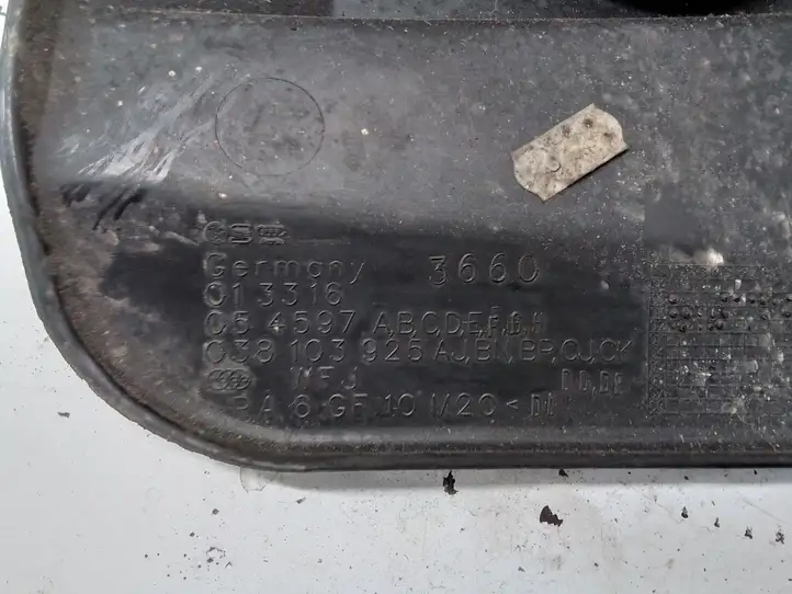 Audi A3/S3 8L (2000 - 2003) 054597A Крышка двигателя декоративная — фото 4