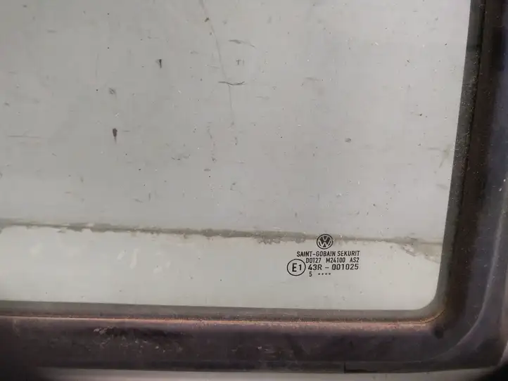 Volkswagen II LT (1996 - 2007) 43R001025 Форточка двери — фото 3