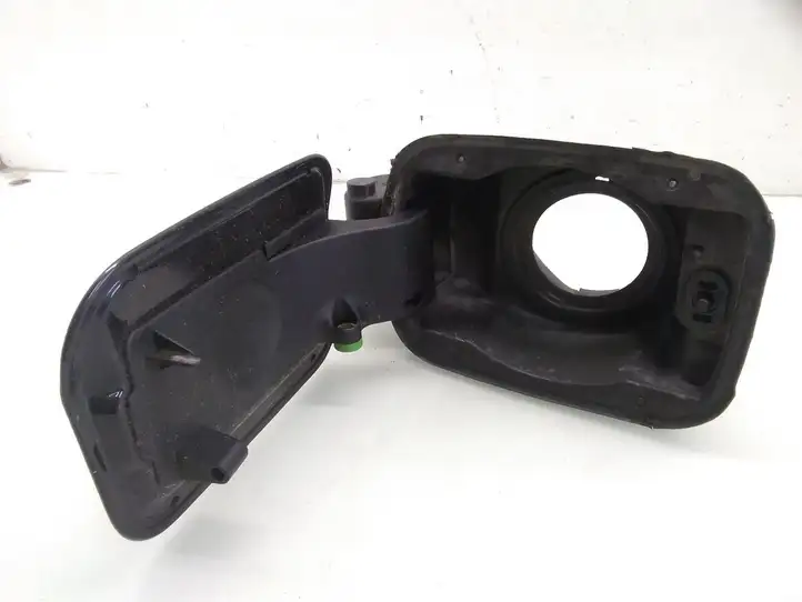 BMW 5 E60 E61 (2004 - 2010) 7034279 Крышка топливного бака — фото 2