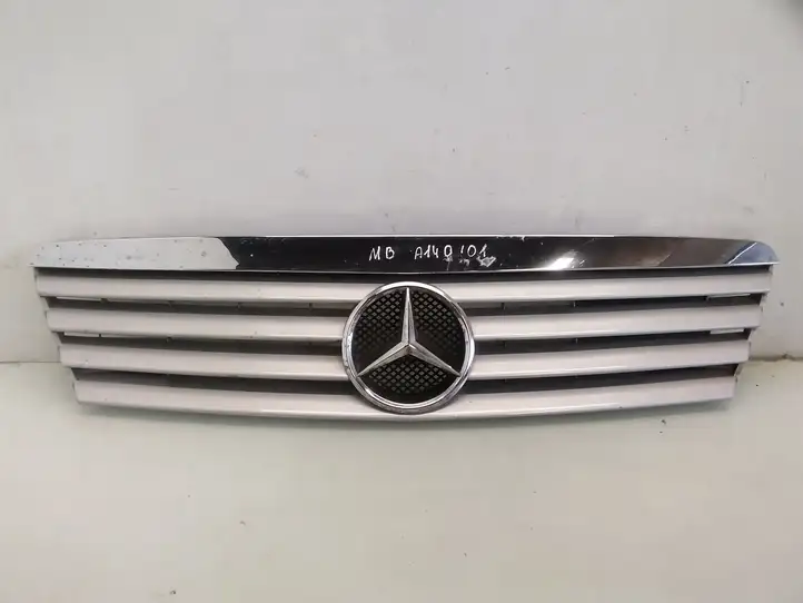 Mercedes-Benz A W168 (1997 - 2004) 1688801283 Передняя решетка — фото 1