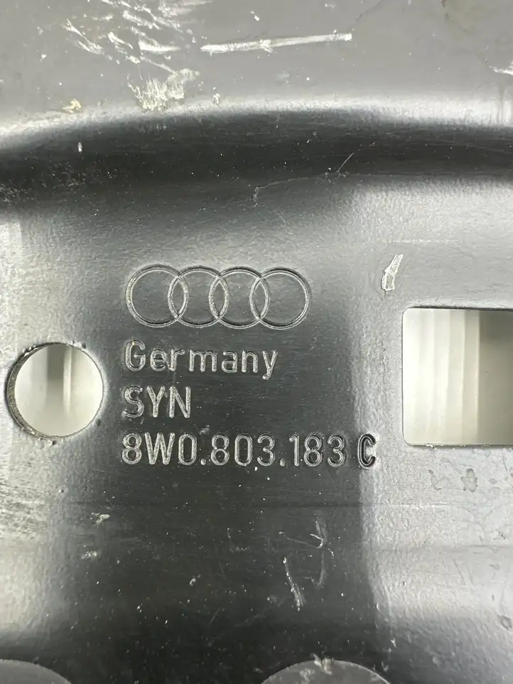 Audi A5 (2016 - ) 8W0803183C Кронштейн глушителя — фото 3