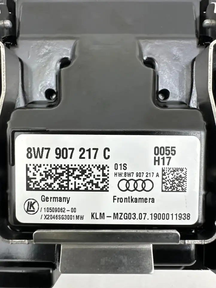 Audi A5 (2016 - ) 8W7907217C Камера в лобовом стекле — фото 8