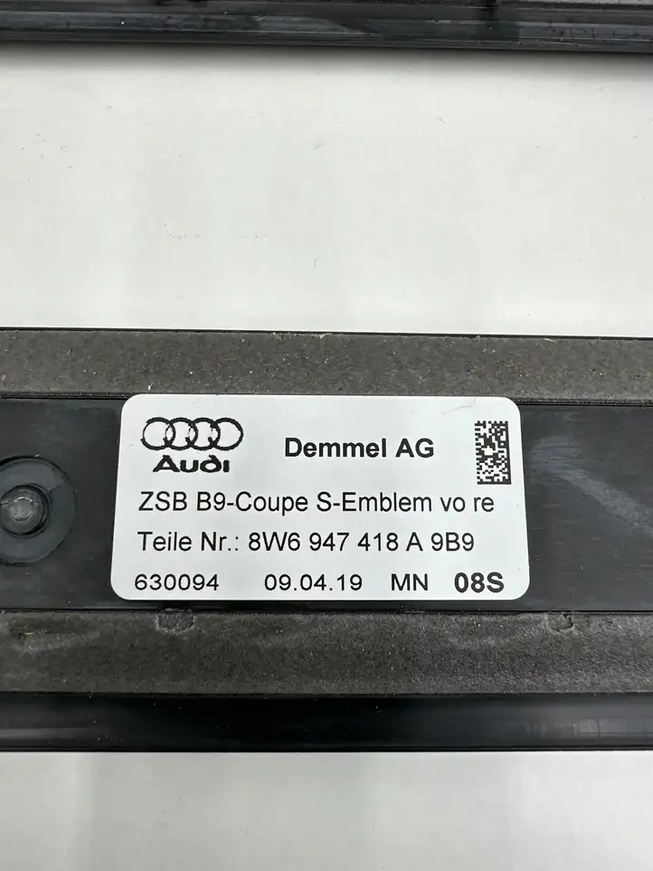Audi A5 (2016 - ) 8W6947417A Внутренняя отделка переднего порога — фото 3