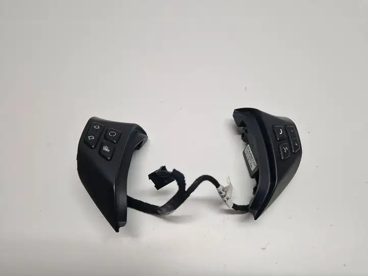 BMW 3 E90 E91 (2005 - 2012) 6764547 Кнопки на рулевом колесе — фото 1