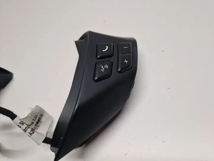 BMW 3 E90 E91 (2005 - 2012) 6764547 Кнопки на рулевом колесе — фото 3