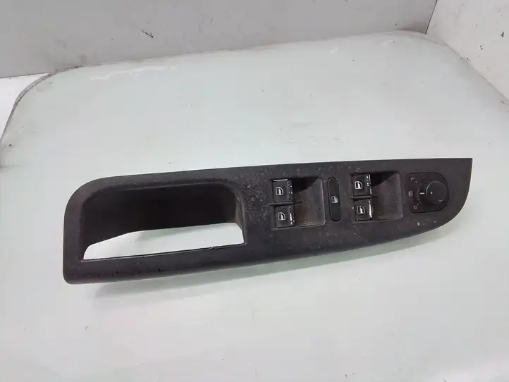 Volkswagen Golf V (2003 - 2009) 1K4868049B Блок кнопок стеклоподъемников — фото 1