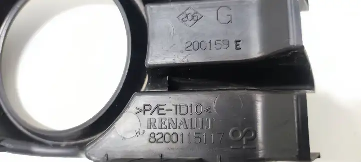 Renault Megane II (2002 - 2005) 8200115117 Решетка противотуманной фары — фото 6