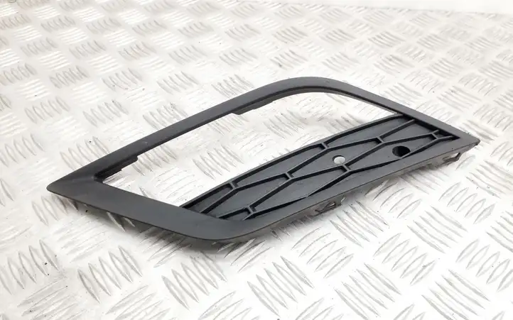 Seat Leon (5F) (2012 - 2019) 5F0853665A Решетка противотуманной фары — фото 1