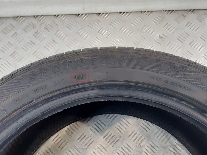 BMW X3 F25 (2010 - 2017) GOODYEAR Летняя шина R19 — фото 3