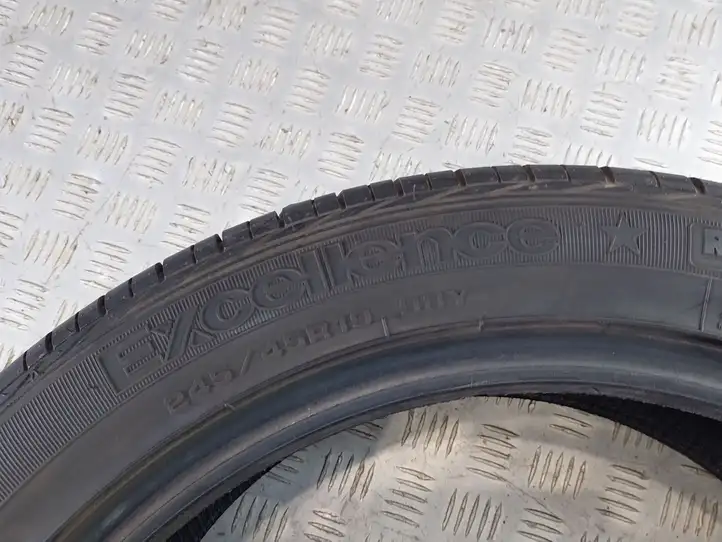 BMW X3 F25 (2010 - 2017) GOODYEAR Летняя шина R19 — фото 8