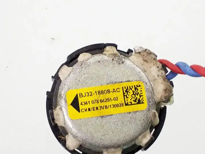 Land Rover Range Rover Sport L494 (2009 - 2013) BJ3218808AC Твитер передней двери — фото 3