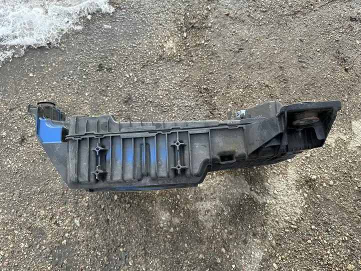 Citroen C4 Picasso (2013 - 2016)   Жидкостный резервуар AdBlue