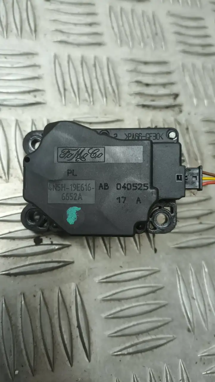 Volvo V50 (2004 - 2008) 4N5H19E616 Двигатель задвижки потока воздуха — фото 6