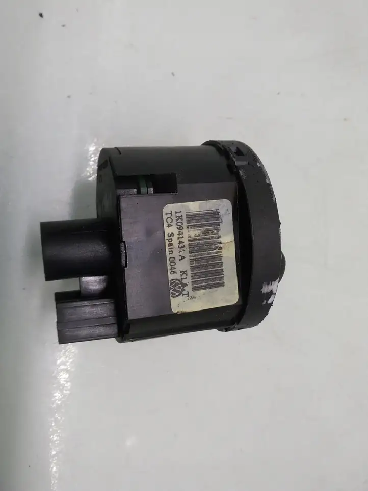 Volkswagen PASSAT B6 (2005 - 2010) 1K0941431 Включатель фонарей — фото 3