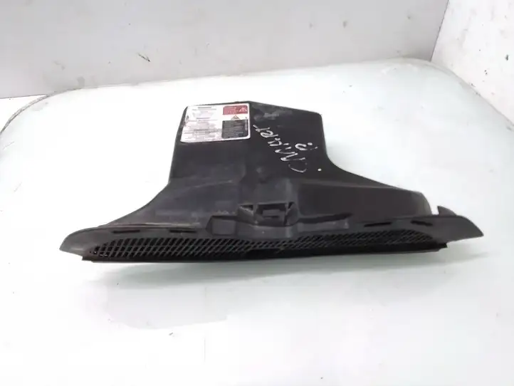 Smart ForTwo I (2000 - 2007) 0001106V011 Детали воздухозаборника — фото 1