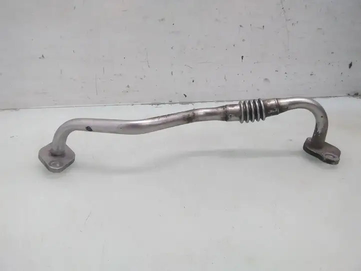 Subaru Legacy (2003 - 2009) Трубка EGR — фото 1
