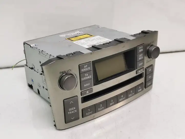 Toyota Avensis T250 (2006 - 2009) 8612005120 Магнитола / мультимедийная система — фото 1