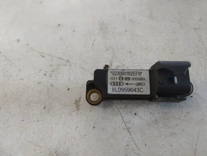 Audi A3/S3 8L (1996 - 2000) 8L0959643C Датчик удара SRS — фото 1