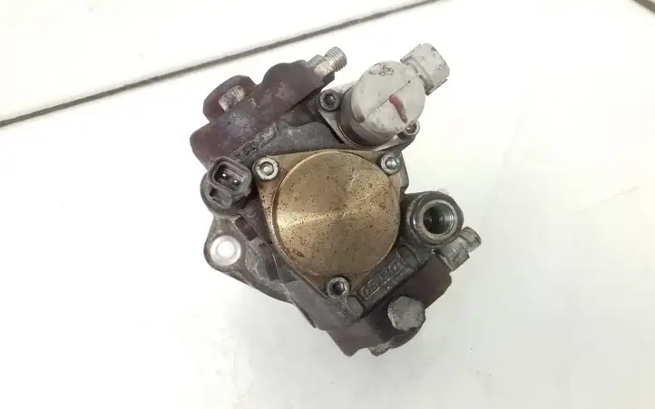 Mitsubishi ASX (2010 - 2016) 1460A043 Топливный насос — фото 4