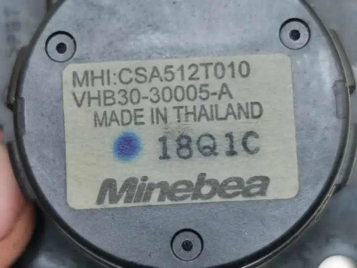 Mitsubishi ASX (2010 - 2016) CSA512T010 Двигатель задвижки потока воздуха — фото 4