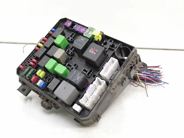 Mitsubishi ASX (2010 - 2016) 8565A024 Блок предохранителей (комплект) — фото 9