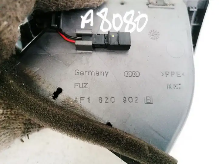 Audi A6 S6 C6 4F (2004 - 2008) 4F1820902B Центральный воздушный дефлектор — фото 3