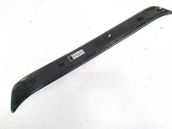 BMW 3 E90 E91 (2005 - 2012) 51477060279 Внутренняя отделка переднего порога — фото 2