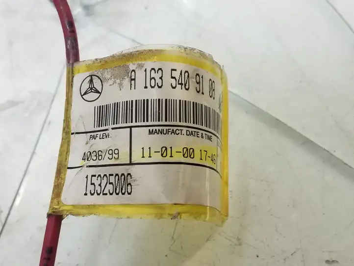 Mercedes-Benz ML W163 (1997 - 2005) 1638200289 Усилитель антенны — фото 3
